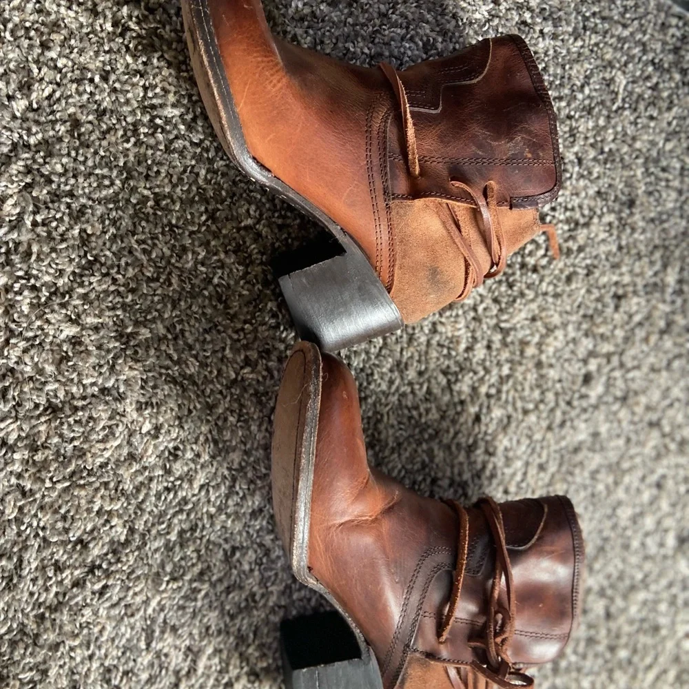 Freebird Rustic Brown Ankle Booties - Picture 4 of 4